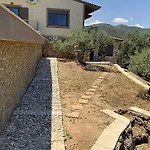 Olive Guest Farm Holiday home