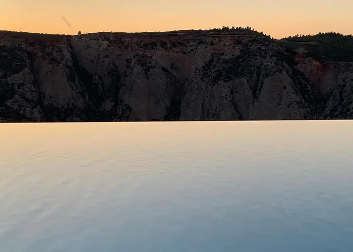 Olive Guest Farm * Akráta