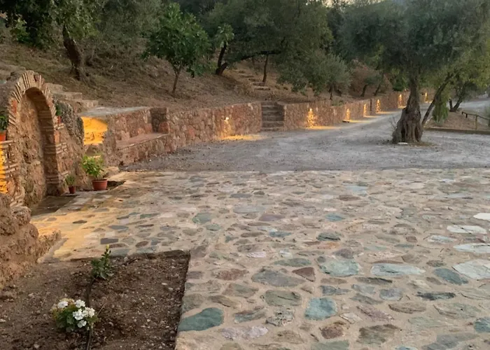 Olive Guest Farm * Akráta