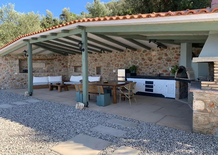 Olive Guest Farm * Akráta